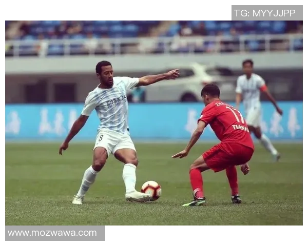 十六号球衣上的传奇足球之星：他们如何在赛场上书写辉煌历史